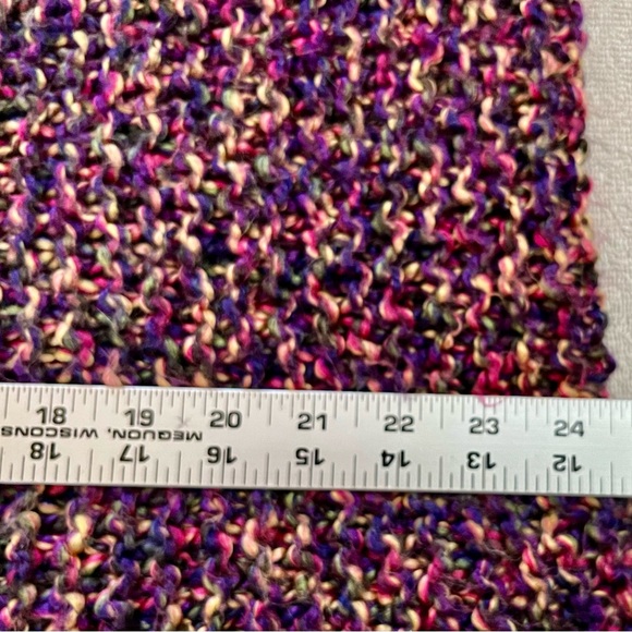 Fringed shawl variegated yarn Handmade Knit Wrap - Picture 6 of 7